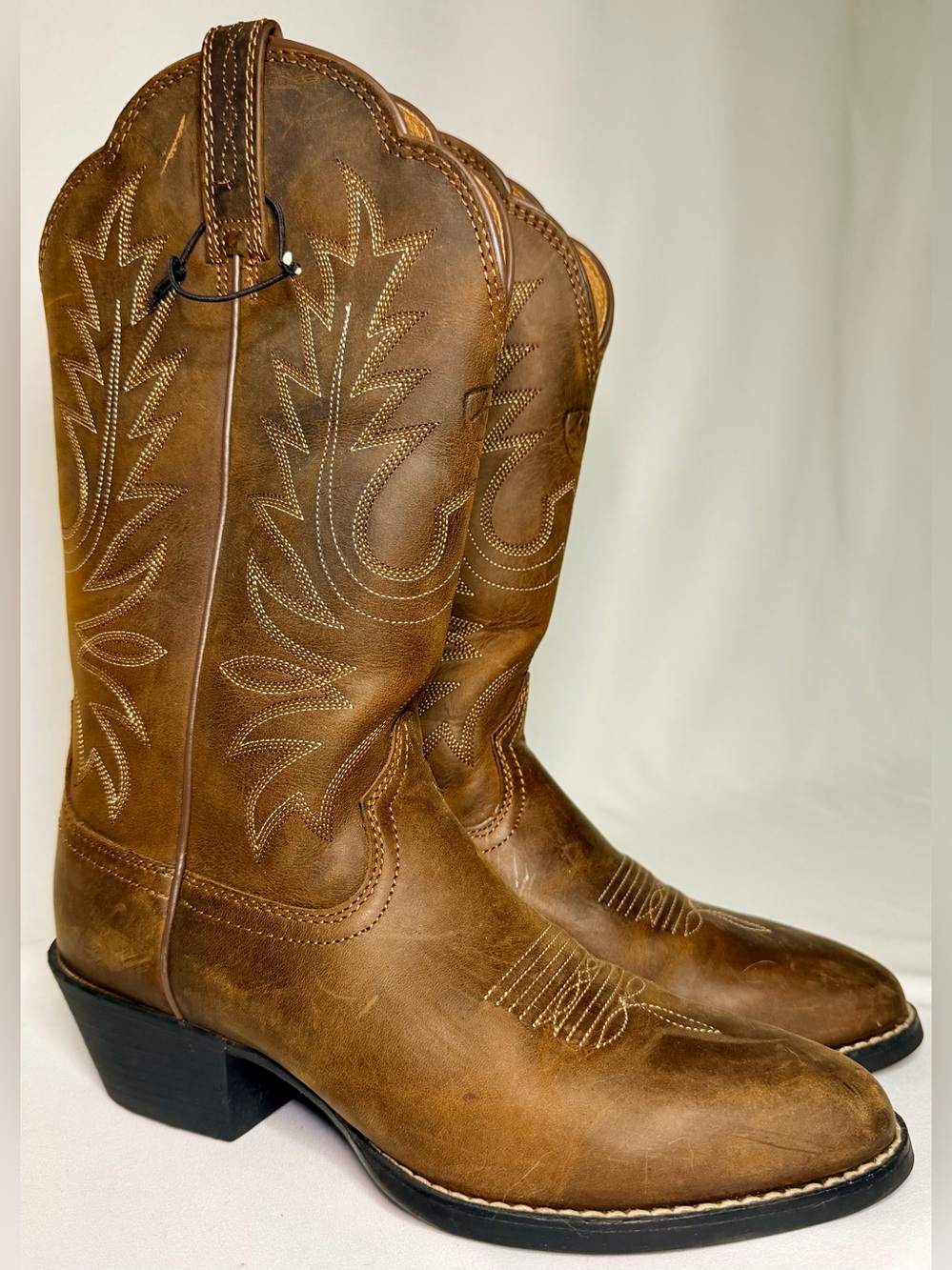 Ariat Brown Leather Western Cowboy Boots with Stitch Detail